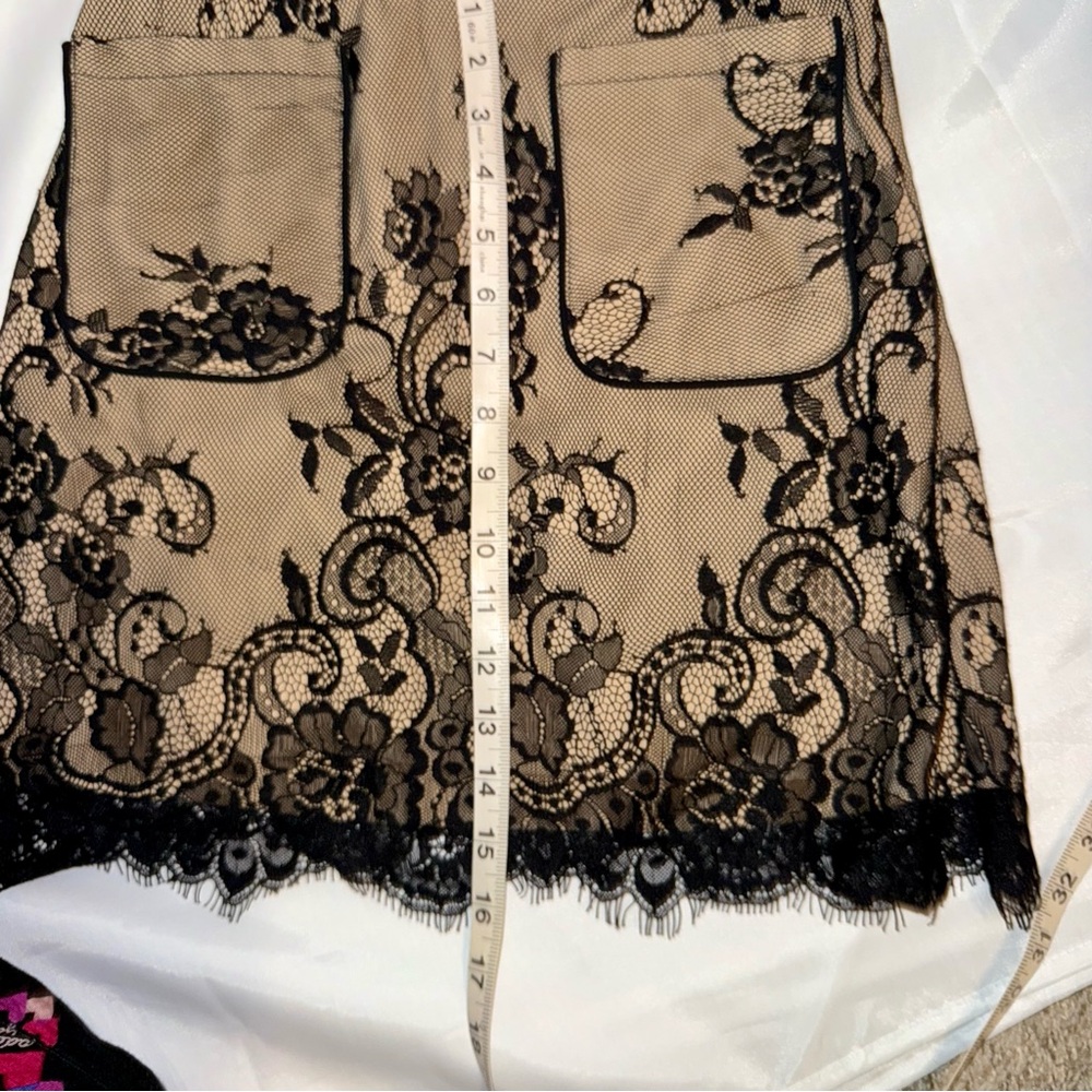 Abercrombie‎ & Fitch Woman’s Size 0 Black Lace Mini Skirt Elegant Chic Y2K Goth - Picture 8 of 8